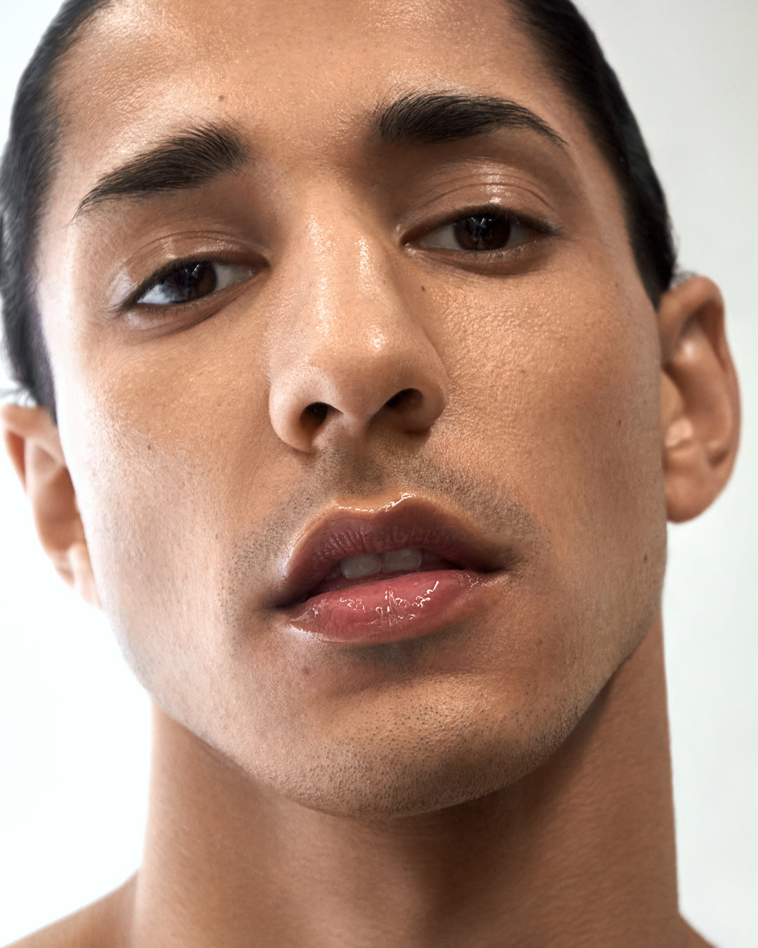 Face close up of model with clean face in S'ABLE Labs melanin inclusive skincare